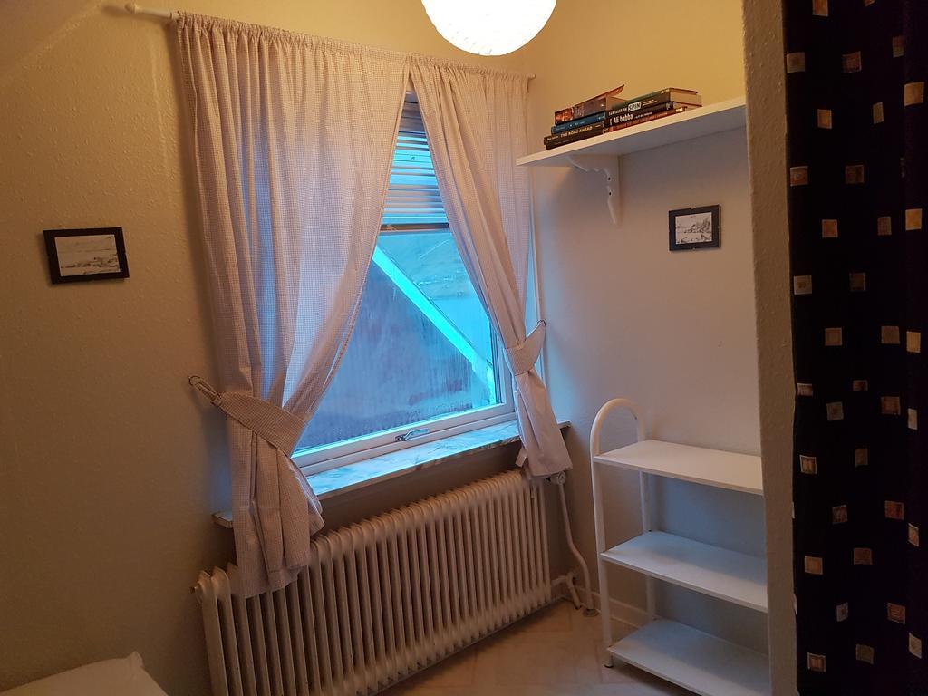Budget Guesthouse Borgustova Vestnanhavn Exterior foto