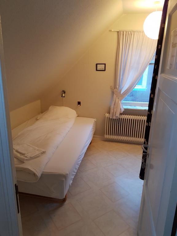 Budget Guesthouse Borgustova Vestnanhavn Exterior foto