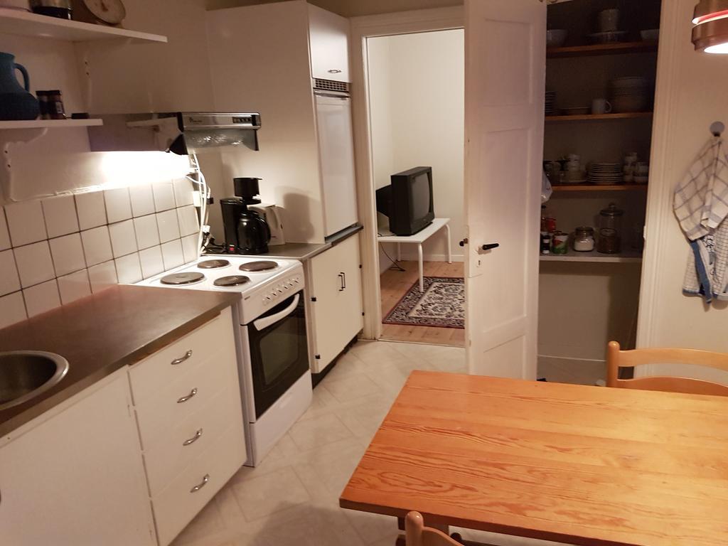 Budget Guesthouse Borgustova Vestnanhavn Exterior foto