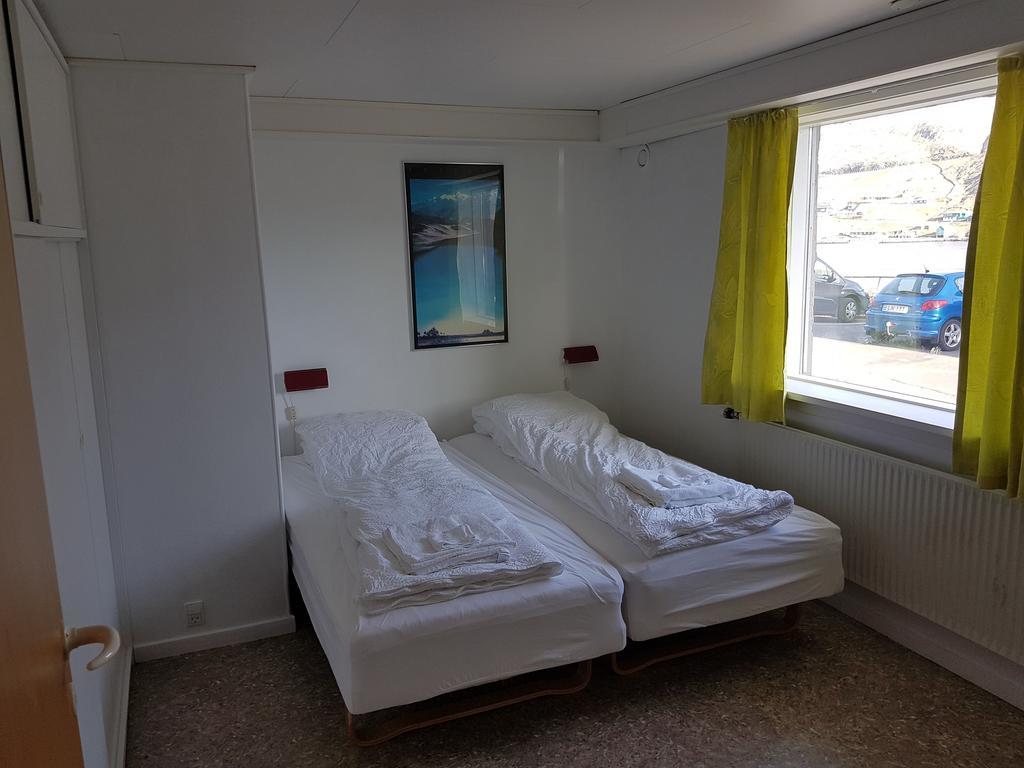 Budget Guesthouse Borgustova Vestnanhavn Exterior foto